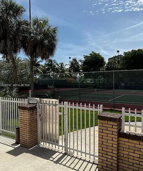 14525 N Kendall Dr #304J — Photo 5