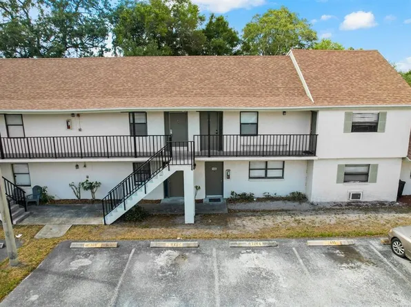 2166 Bradford St APT 124, Clearwater, FL 33760