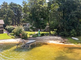 151 Firetree Ln, West End, NC 27376