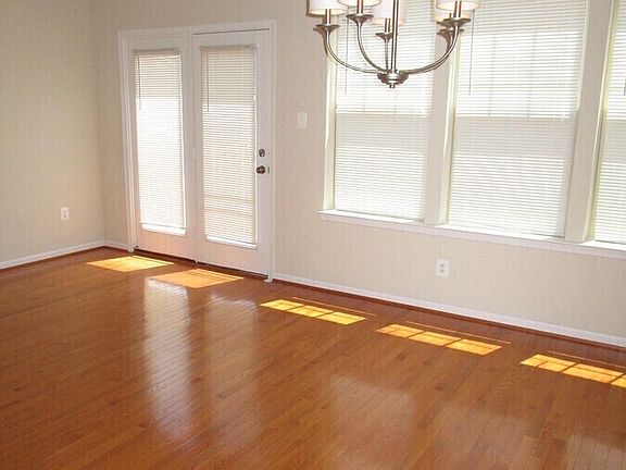 4th image of 1114 Red Hawk Way