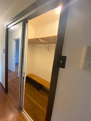 Rented by Oxford Property Group | media 38