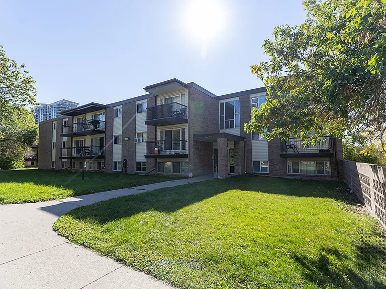 50 Haddon Rd SW — Photo 10