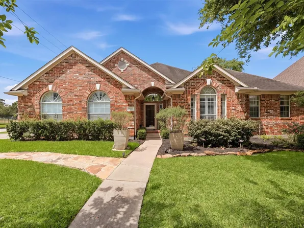18703 Aquatic Dr, Humble, TX 77346