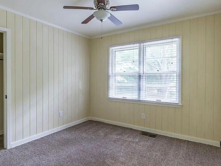 100 Freeman St — Photo 13