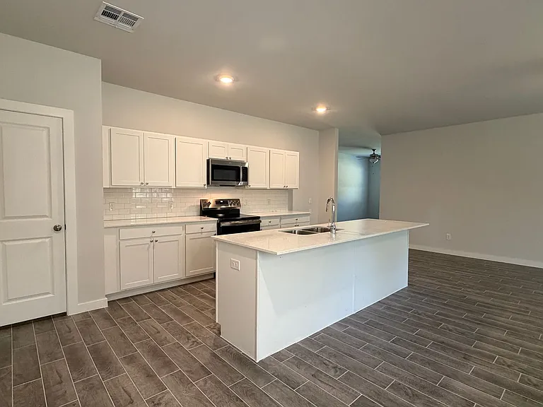 17860 Lantana Loop — Photo 4