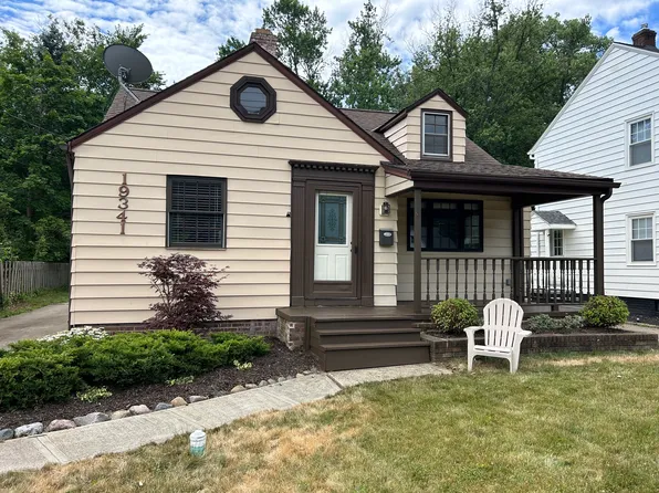 19341 Story Rd, Rocky River, OH 44116