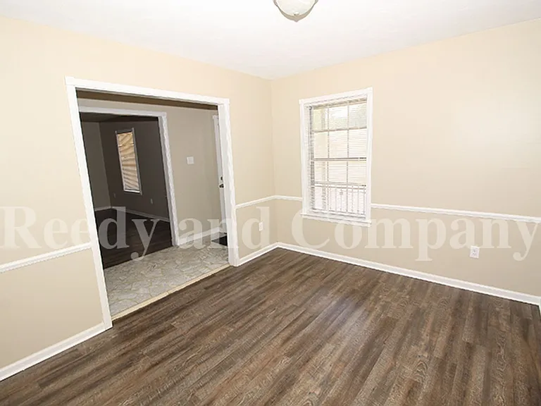 3235 Fox Chase Dr — Photo 6