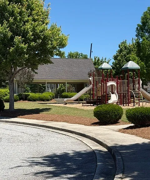 924 Society Cir SW — Photo 13