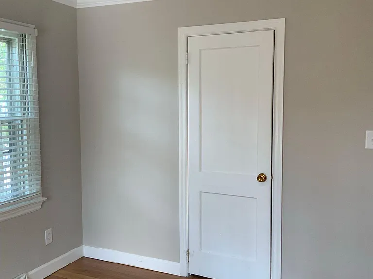 1101 N Poplar St — Photo 10