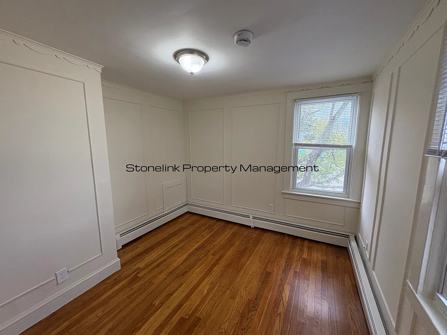 19 Grove Street — Photo 3