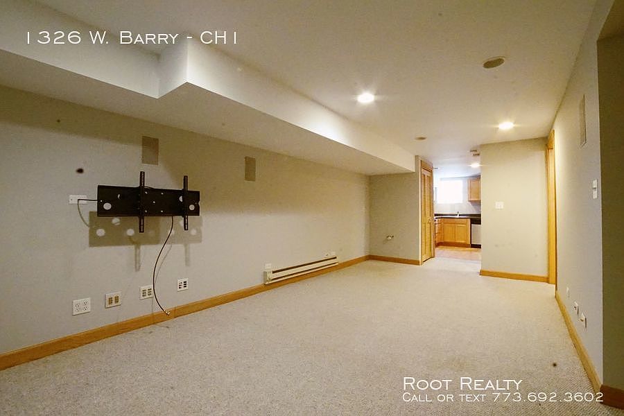 1st image of 1326 W Barry Ave #Ch1