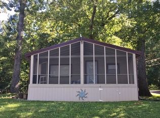 29493 Hope St, Edwards, MO 65326
