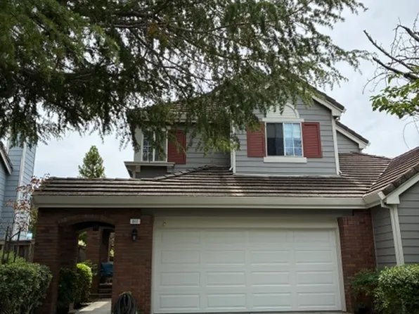 917 Arrowhead Ter, Clayton, CA 94517