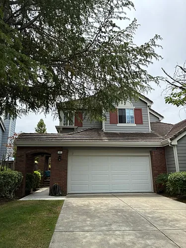 917 Arrowhead Ter Photo 1