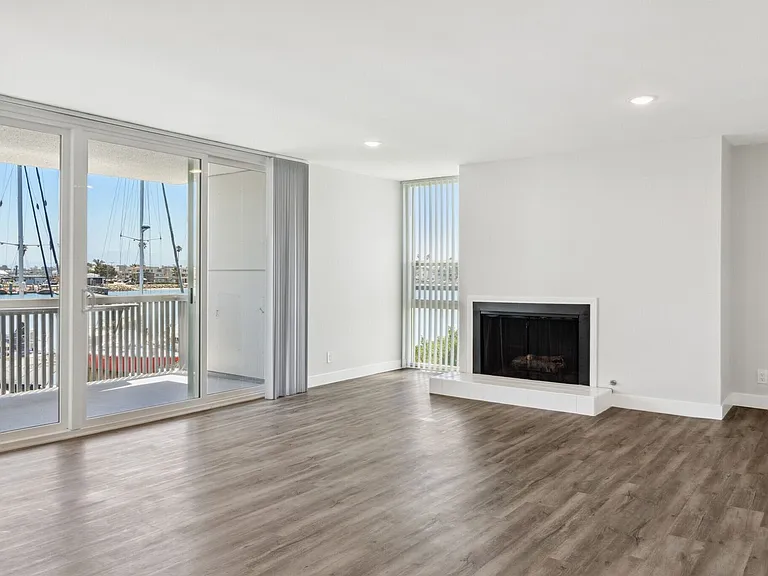 4200 Harbor Blvd — Photo 69