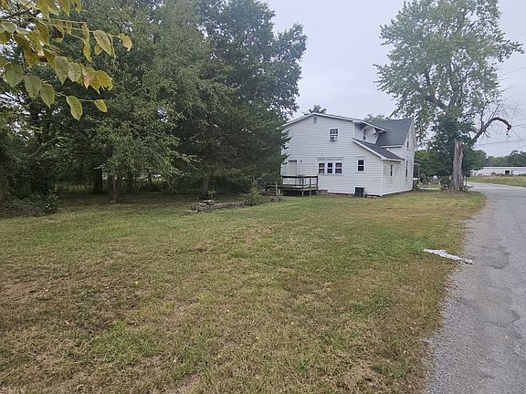 4th image of 2100 Brownsville Rd