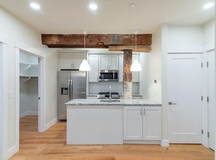 139 Border St #2C, Boston, MA 02128