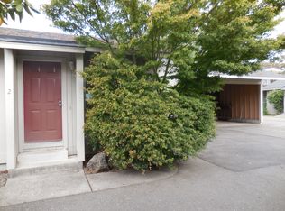 210 Fitch St APT 2, Healdsburg, CA 95448