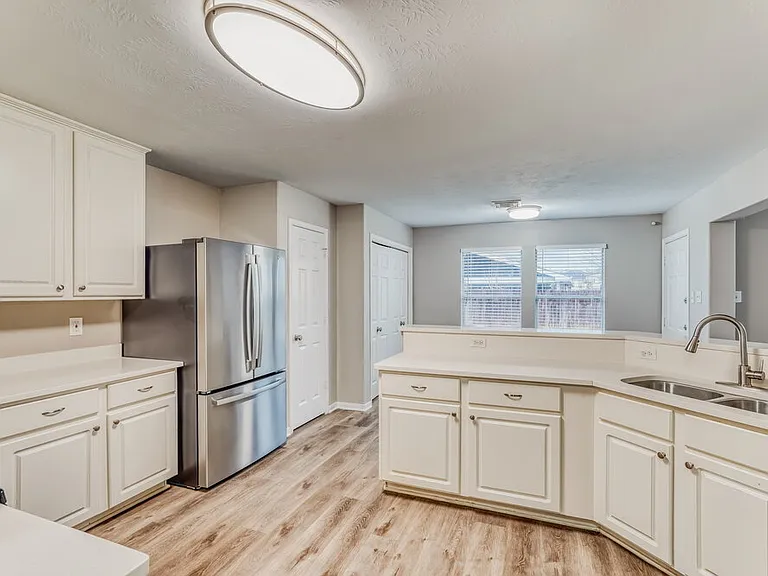 6207 Winter Oak St — Photo 9