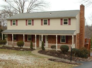 118 Fireside Dr, Canonsburg, PA