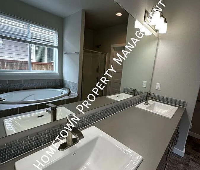 620 Natalee Jo St SE — Photo 18