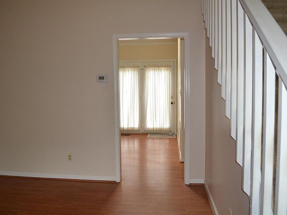 4th image of 154 Sunrise Dr