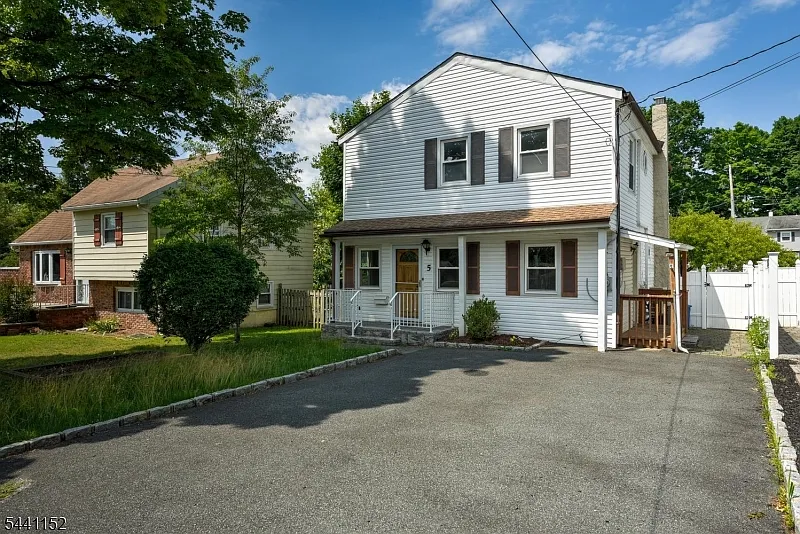 5 Reaville Ct