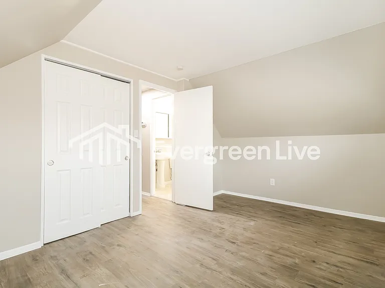 11 Return Ln — Photo 11