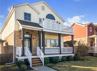 533 N Rupple Rd, Fayetteville, AR 72704