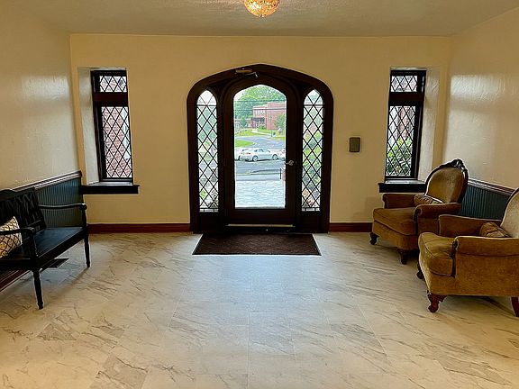 Front Entryway