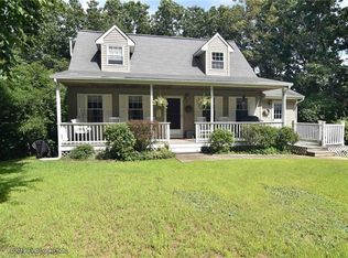 202 Camp Dixie Rd, Pascoag, RI 02859