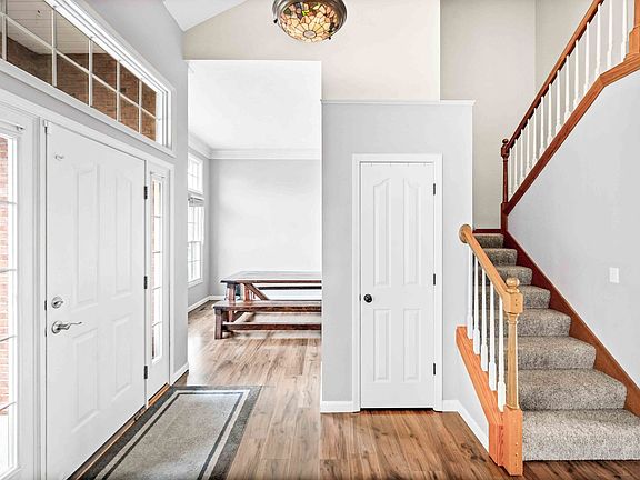 4th image of 3509 Castlemain Dr