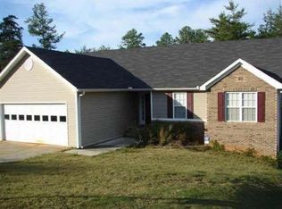 14 Country Cove Ln, Adairsville, GA 30103
