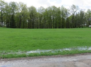 12 Spring Run Ln, Moscow, PA 18444