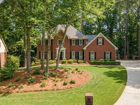 5435 Hoylake Ct, Johns Creek, GA 30097