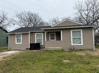 1905 Rosemary St, Greenville, TX 75401