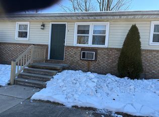 2449 Charles Town Rd APT 5, Kearneysville, WV 25430