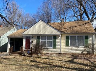 832 SW High Ave, Topeka, KS 66606