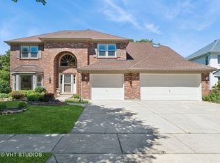 6156 Westleigh Ct, Lisle, IL 60532