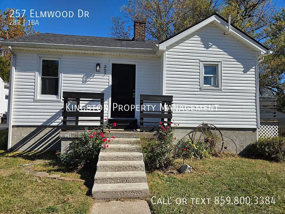 257 Elmwood Dr