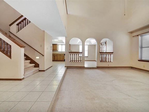 3rd image of 12074 Village Gate Dr