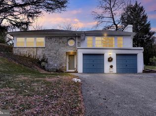 1366 Sleepy Hollow Rd, York, PA 17403