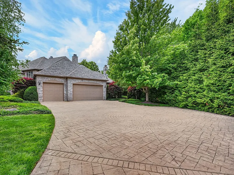 29998 Hilliard Blvd — Photo 23