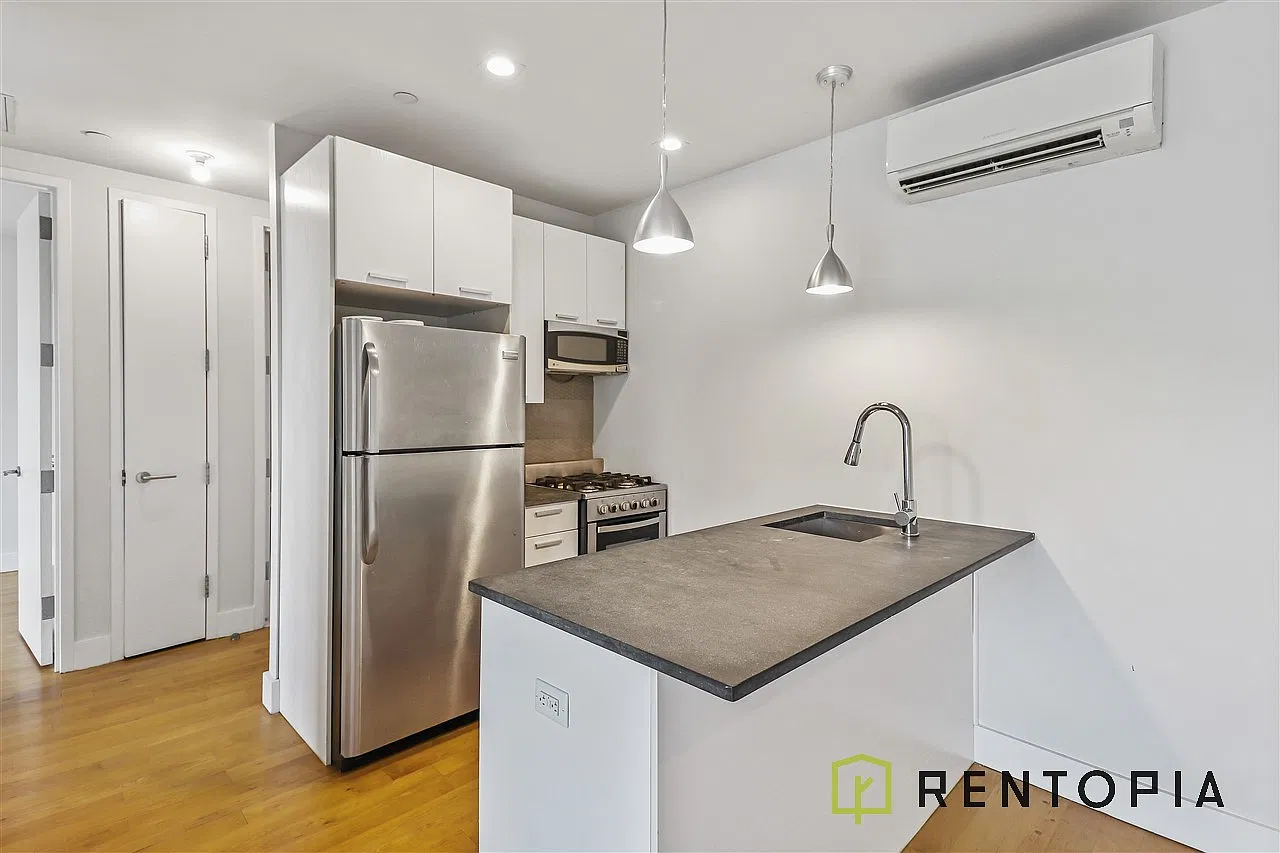 836 Dekalb Avenue — Photo 1