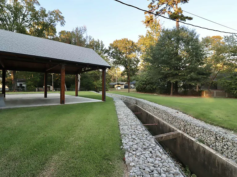 3302 Olive St — Photo 4