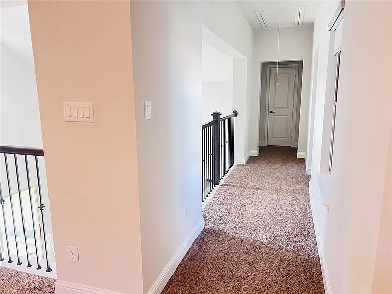 6825 Entwistle Rd — Photo 18