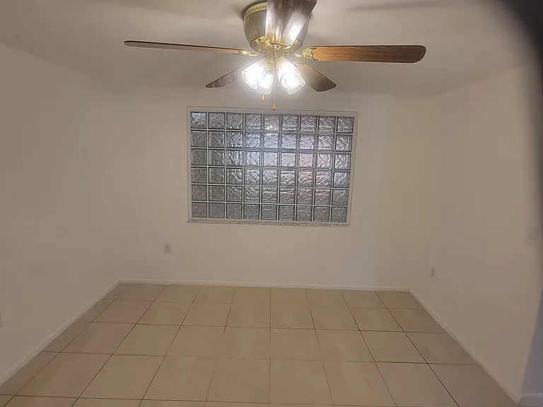 3639 Madison St — Photo 3