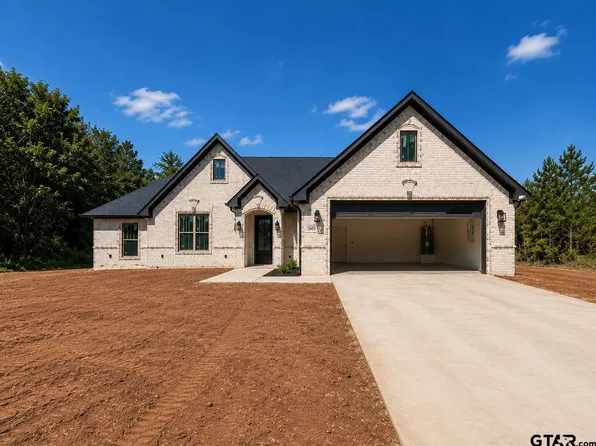 17049 Island Lake Dr, Tyler, TX 75708