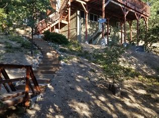 27948 N Bay Rd, Lake Arrowhead, CA 92352