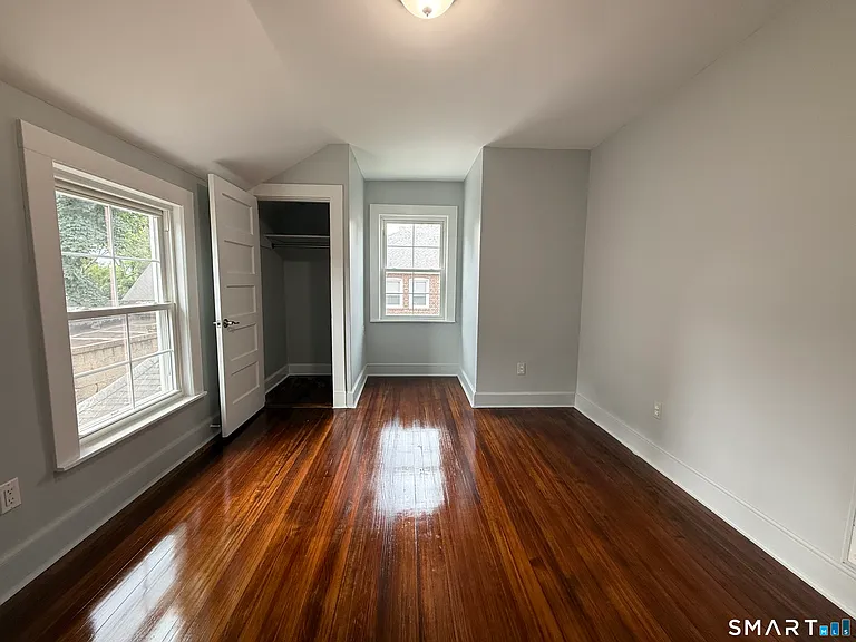 32 Hadley St — Photo 13